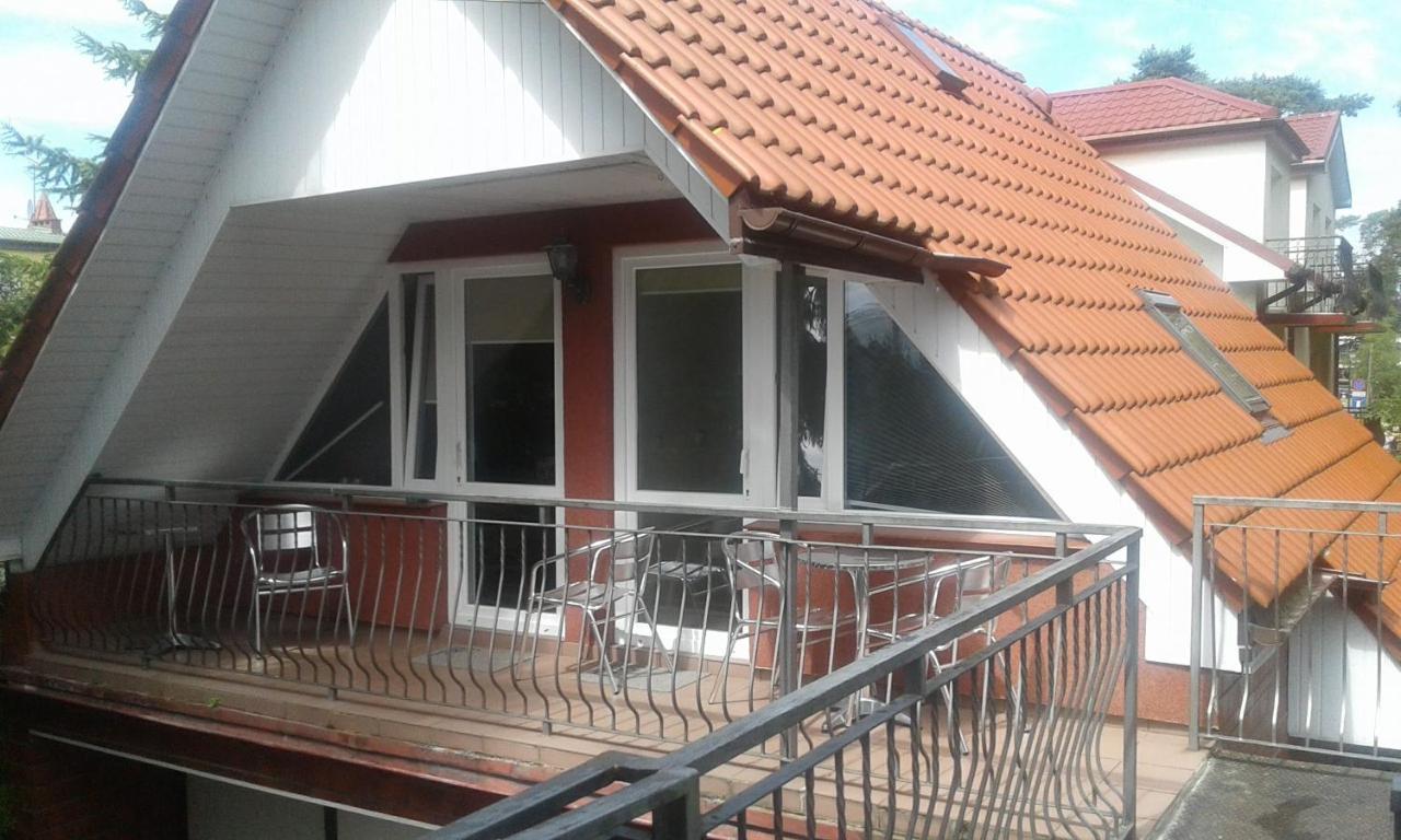 Dom Pod Sosnami Bed and Breakfast Mielno  Exteriör bild