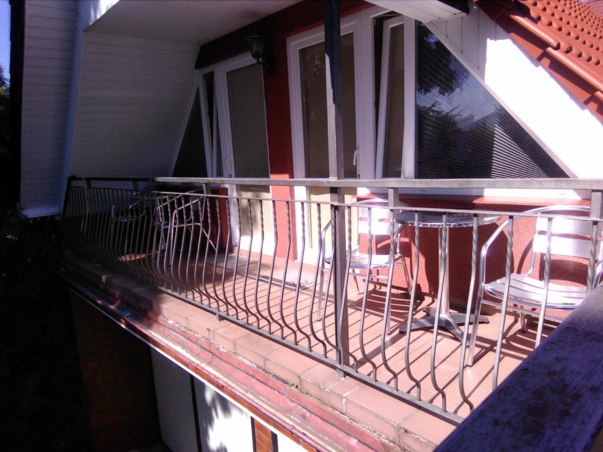 Dom Pod Sosnami Bed and Breakfast Mielno  Exteriör bild
