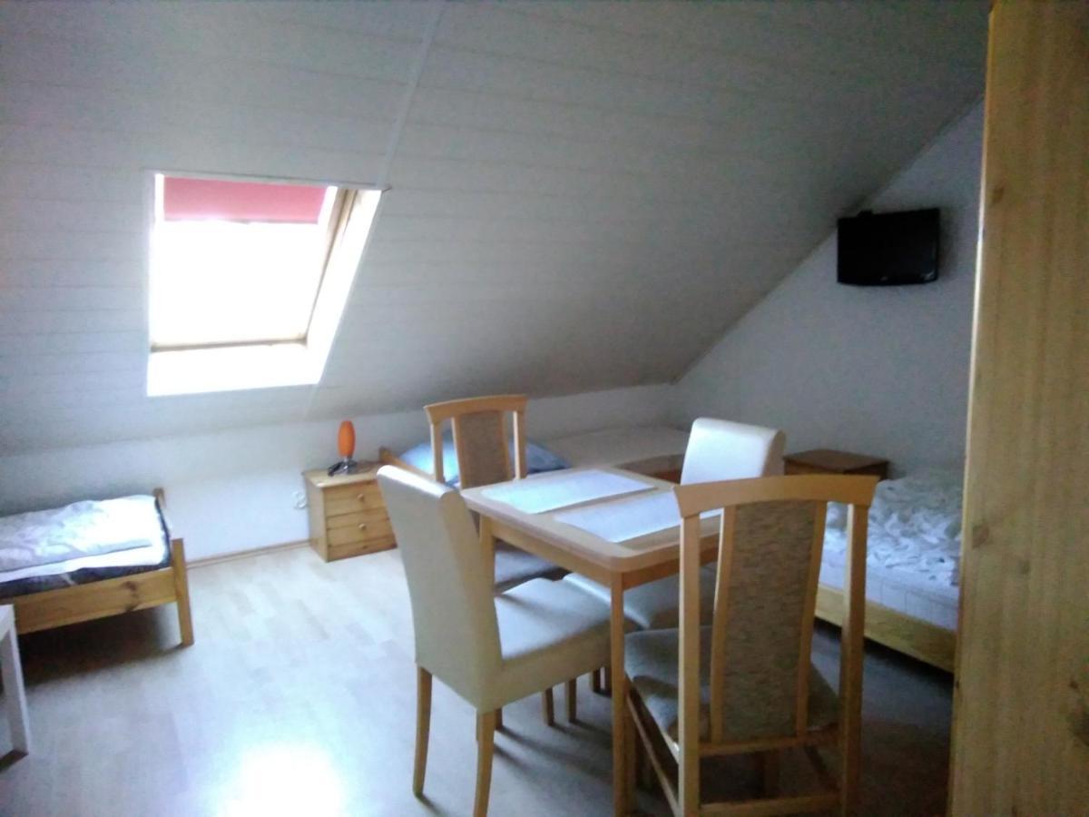 Dom Pod Sosnami Bed and Breakfast Mielno  Exteriör bild